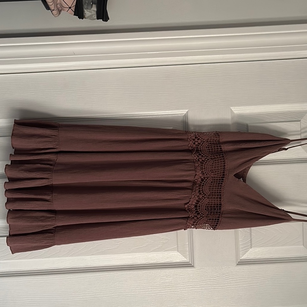 Brown Sleeveless Dress with Lace Detail